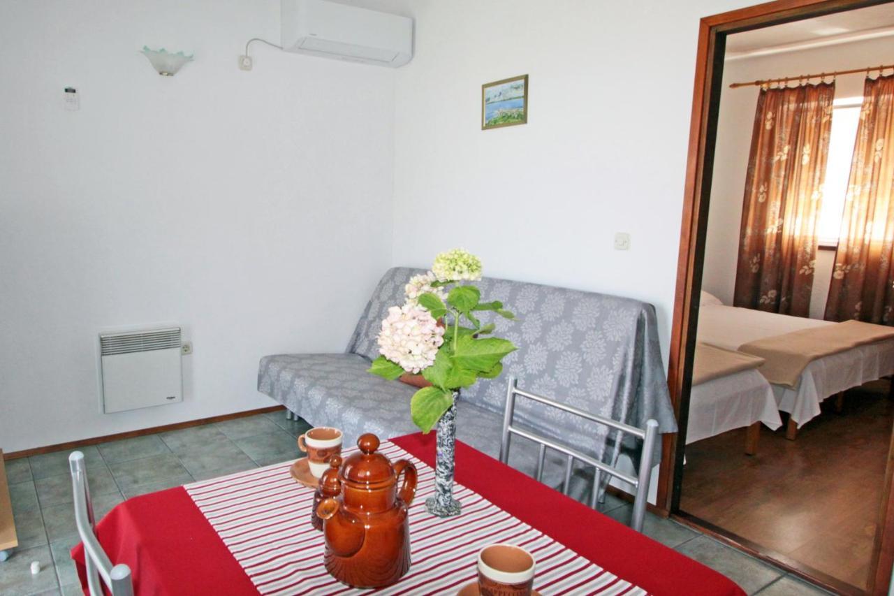 Apartments By The Sea Vinjerac, Zadar - 5824 Ngoại thất bức ảnh