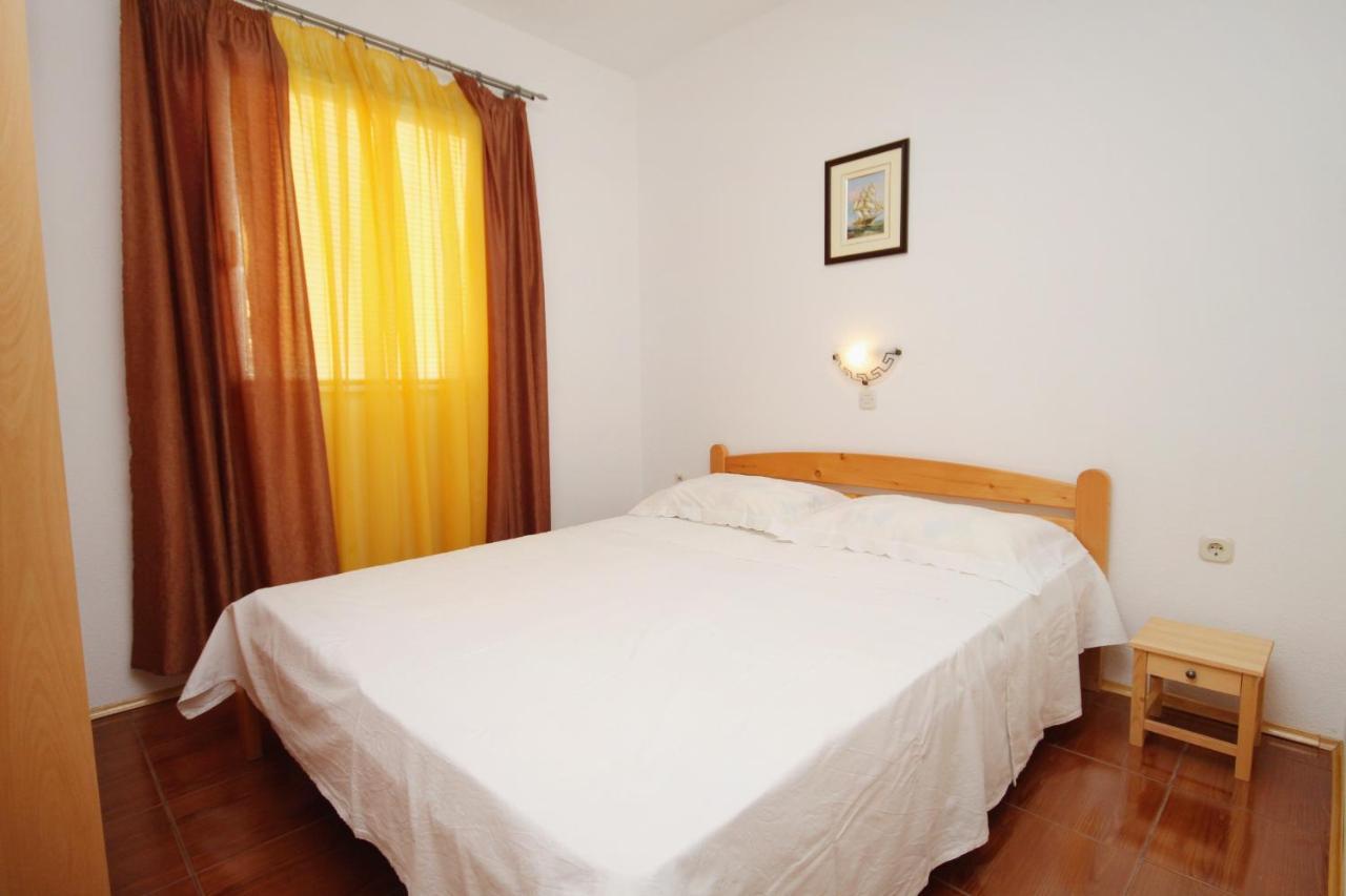 Apartments By The Sea Vinjerac, Zadar - 5824 Ngoại thất bức ảnh